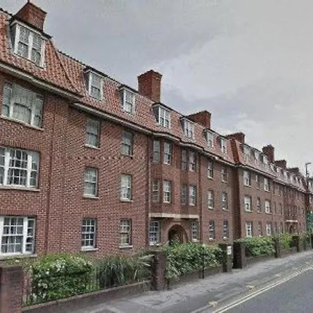 Apartman 1 Bedroom Flat In Central *